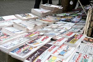 «سلسله سیل» تیتر یک اولین شماره روزنامه‌ها در سال جدید