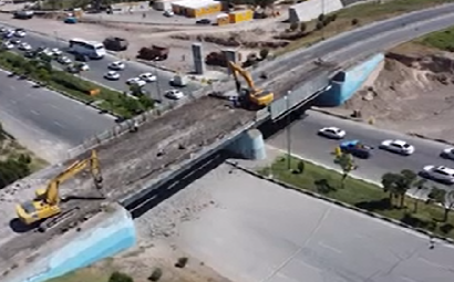 تخریب پل هوایی بسیج در اردبیل
