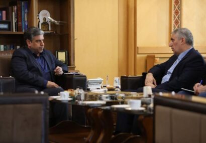 گسترش همکاری اردبیل  و جمهوری آذربایجان/  راه‌اندازی بارانداز ریلی را پیگیری خواهیم کرد